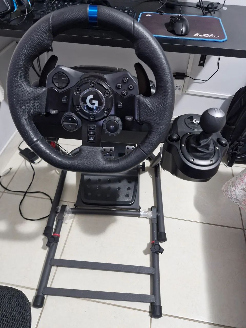 Logitech G923 + Cockpit Veloce V3 (PS5/PC)