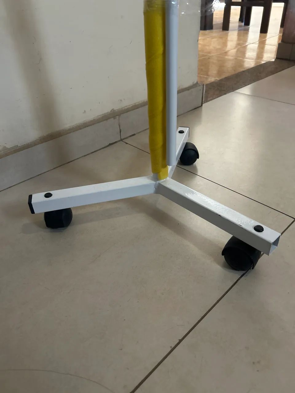 suporte para soro hospitalar - Foto 3