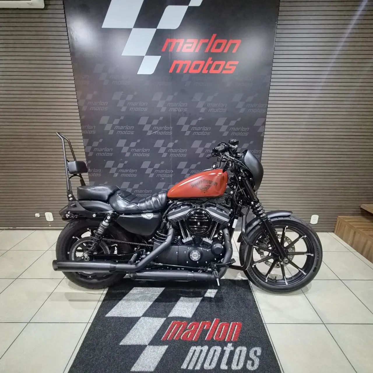 XL 883N IRON