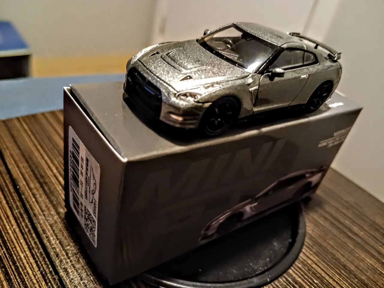 Mini GT R35 Cosmics Malaysia N66 + Coval - Hobbies e coleções