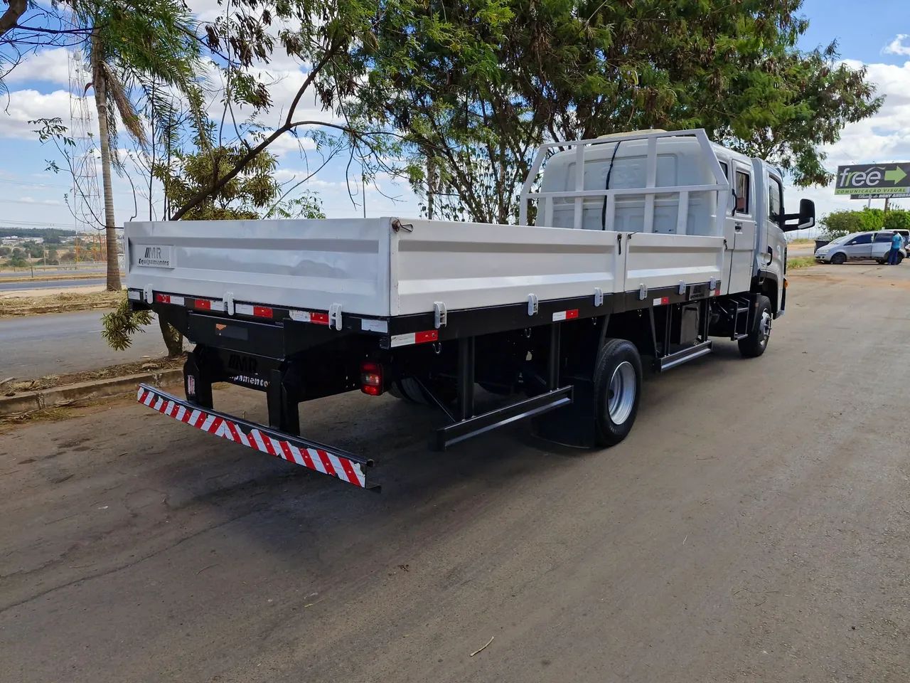 VW 11.180 2019/20 CABINE SUPLEMENTA 9 PASSAGEIROS  - Foto 4