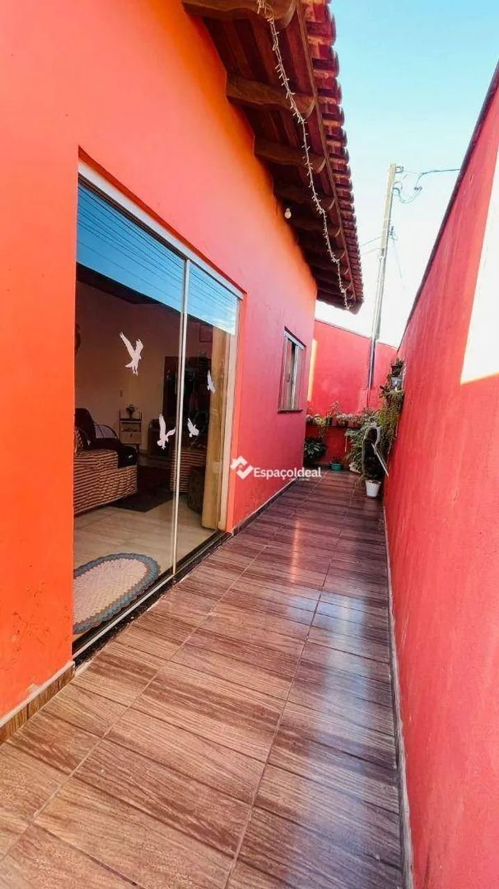 CASA COM 3 DORMITÓRIOS A VENDA EM MACATUBA