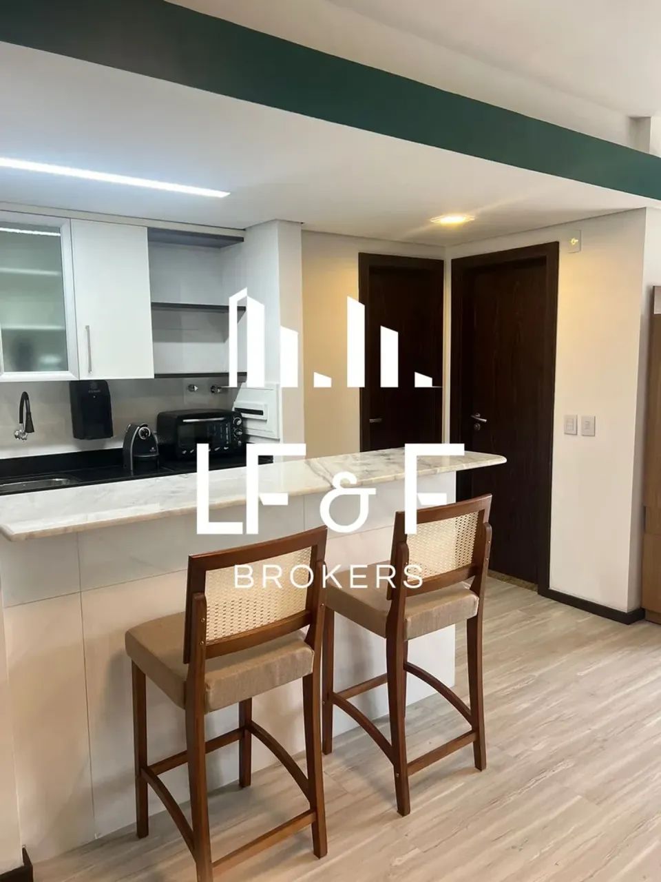 FLAT MOBILIADO | ADRIANÓPOLIS | 47m² | PRONTO PARA MORAR - Foto 3