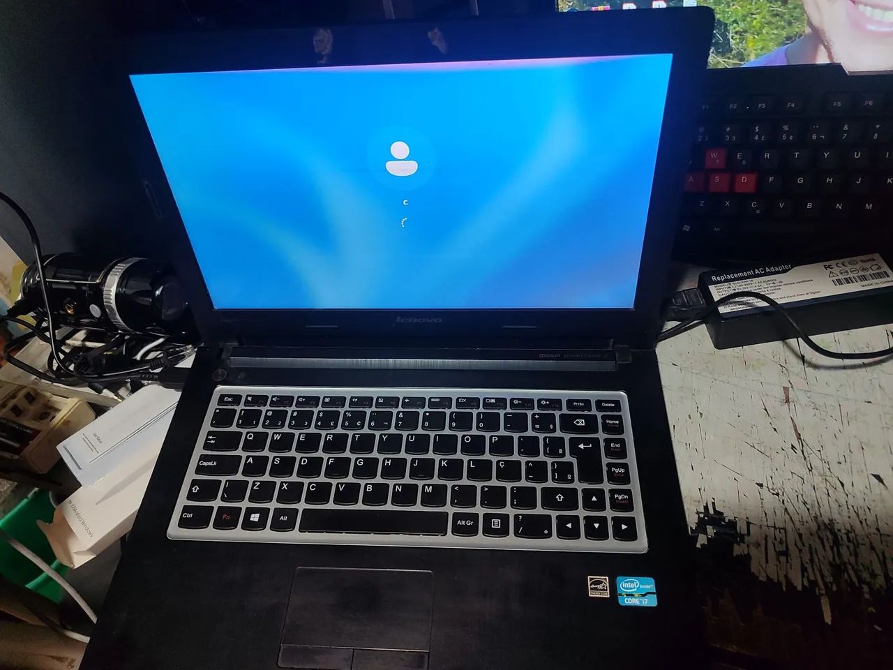 Notebook Lenovo G400 usado