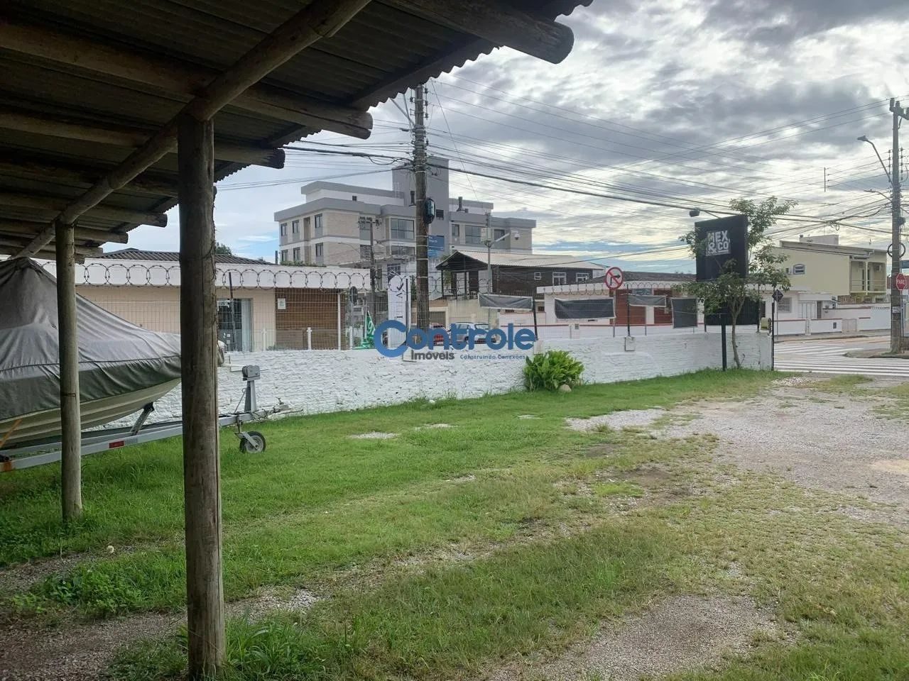 Lote de esquina com 539 m² no Bairro Estreito, Florianópolis/SC. - Foto 3