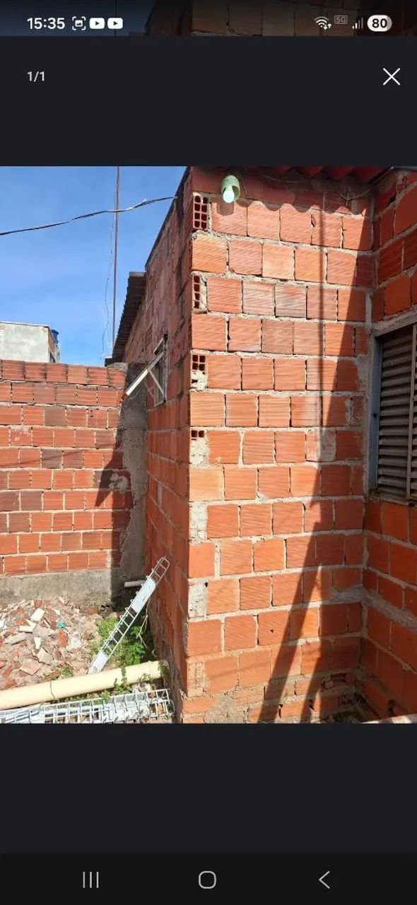 Pedreiro disponível 