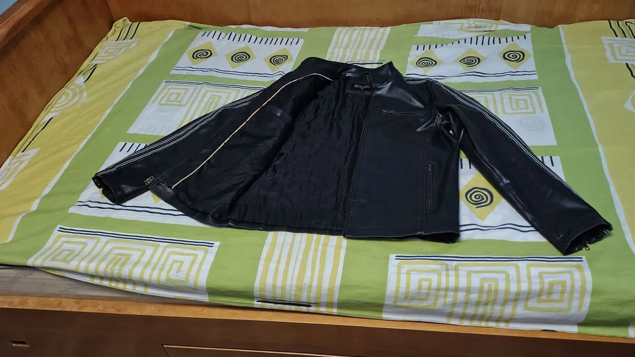 Jaqueta de couro legítimo