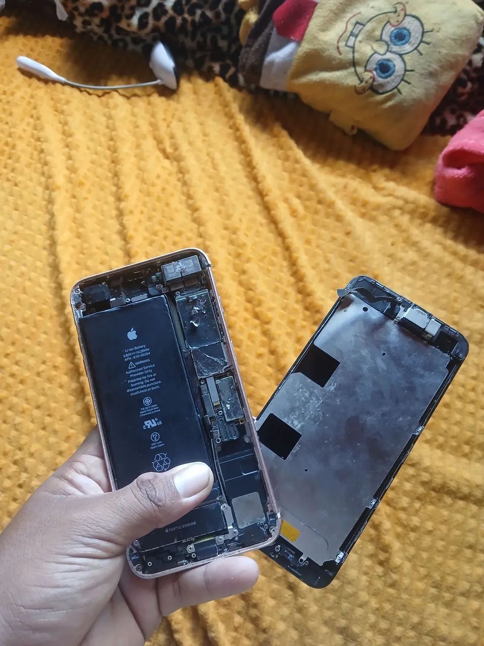 Celular pra aproveitar peças Placa Funcionar , Camera , Bateria. - Foto 2