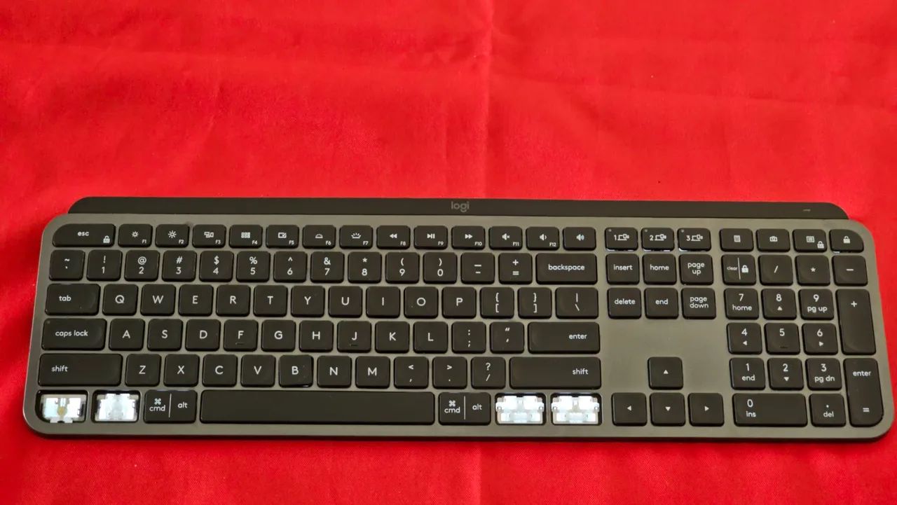 Teclado Logitech MX Keys cinza