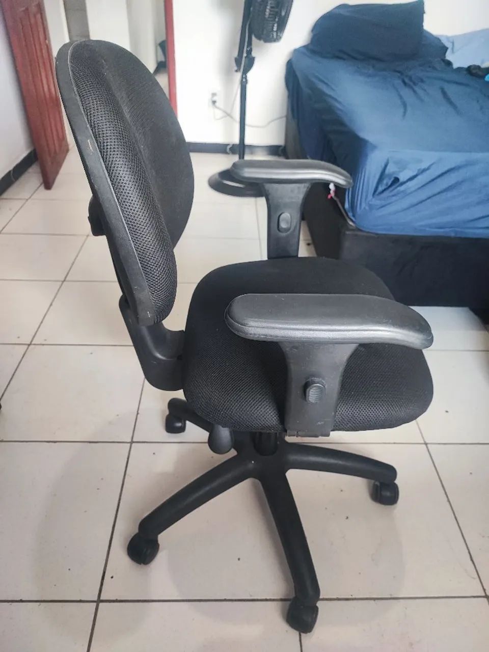 Cadeira de escritório  - Foto 2