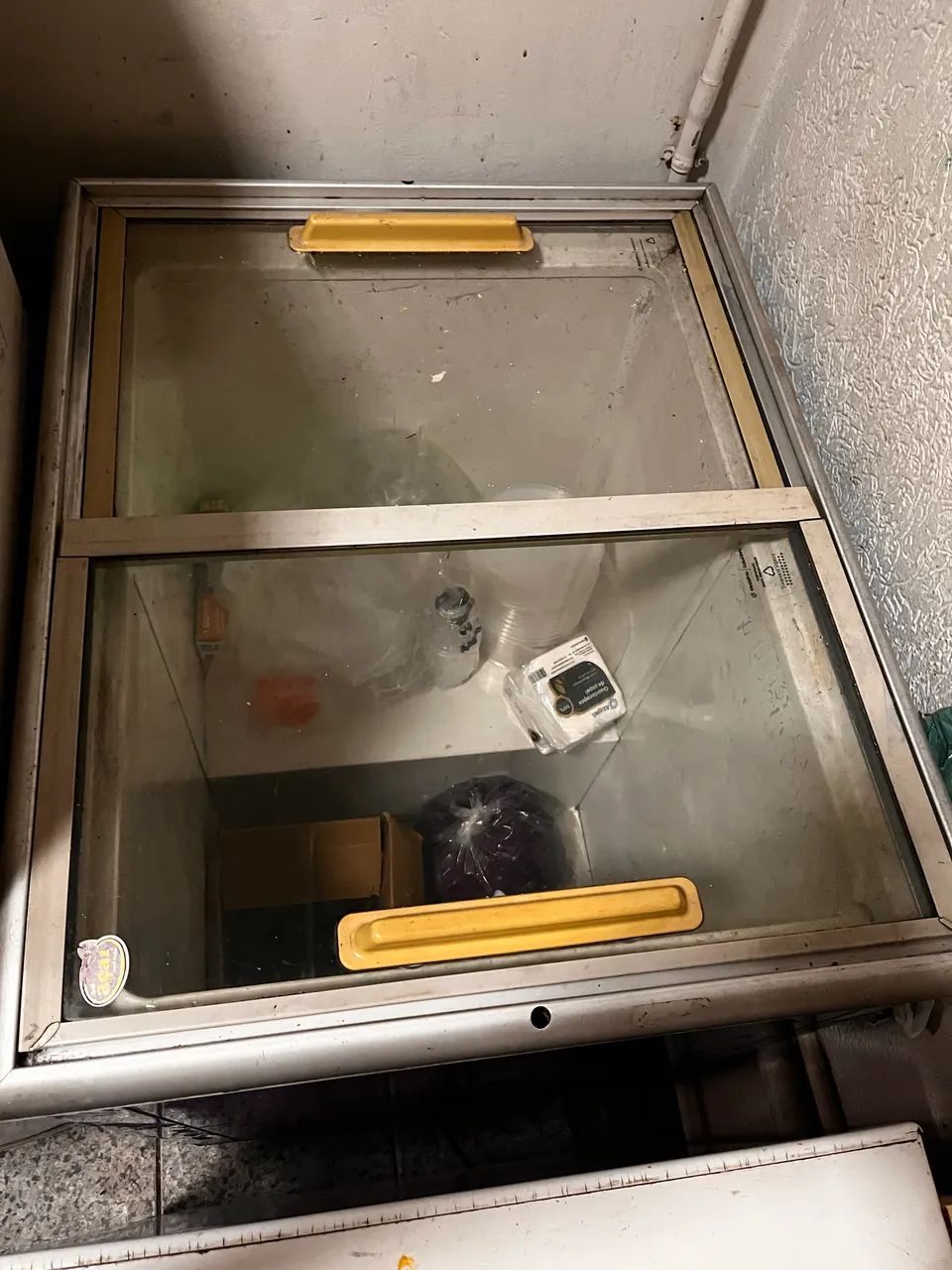 Freezer horizontal 310 tampa de vidro - Foto 2