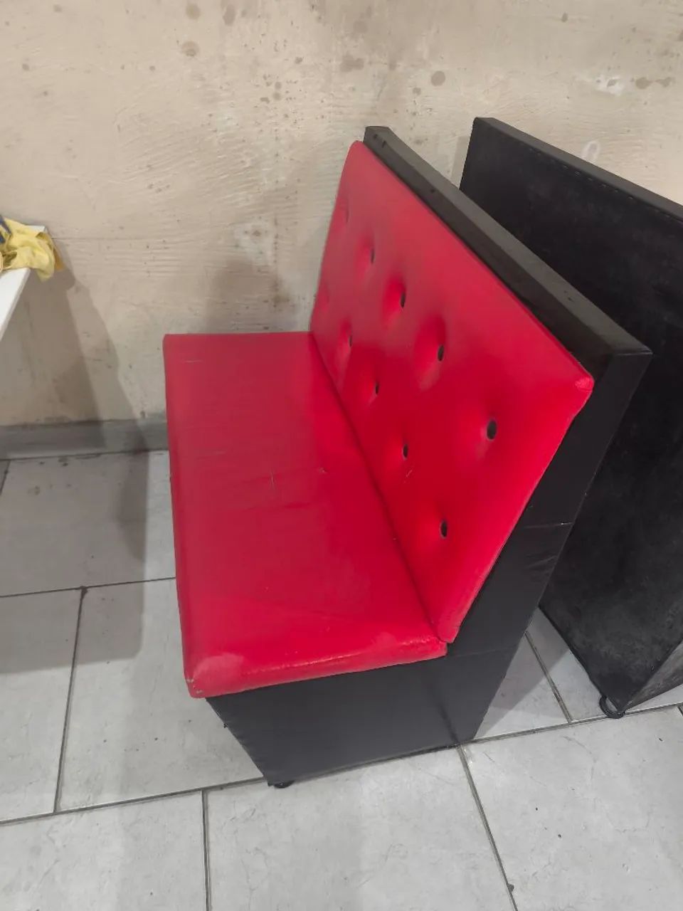 Sofá Booth vermelho 10 unidades 
