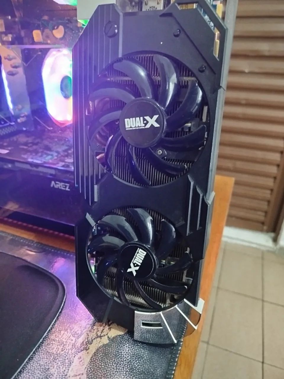 Placa de Vídeo Sapphire HD 7950 Dual-X