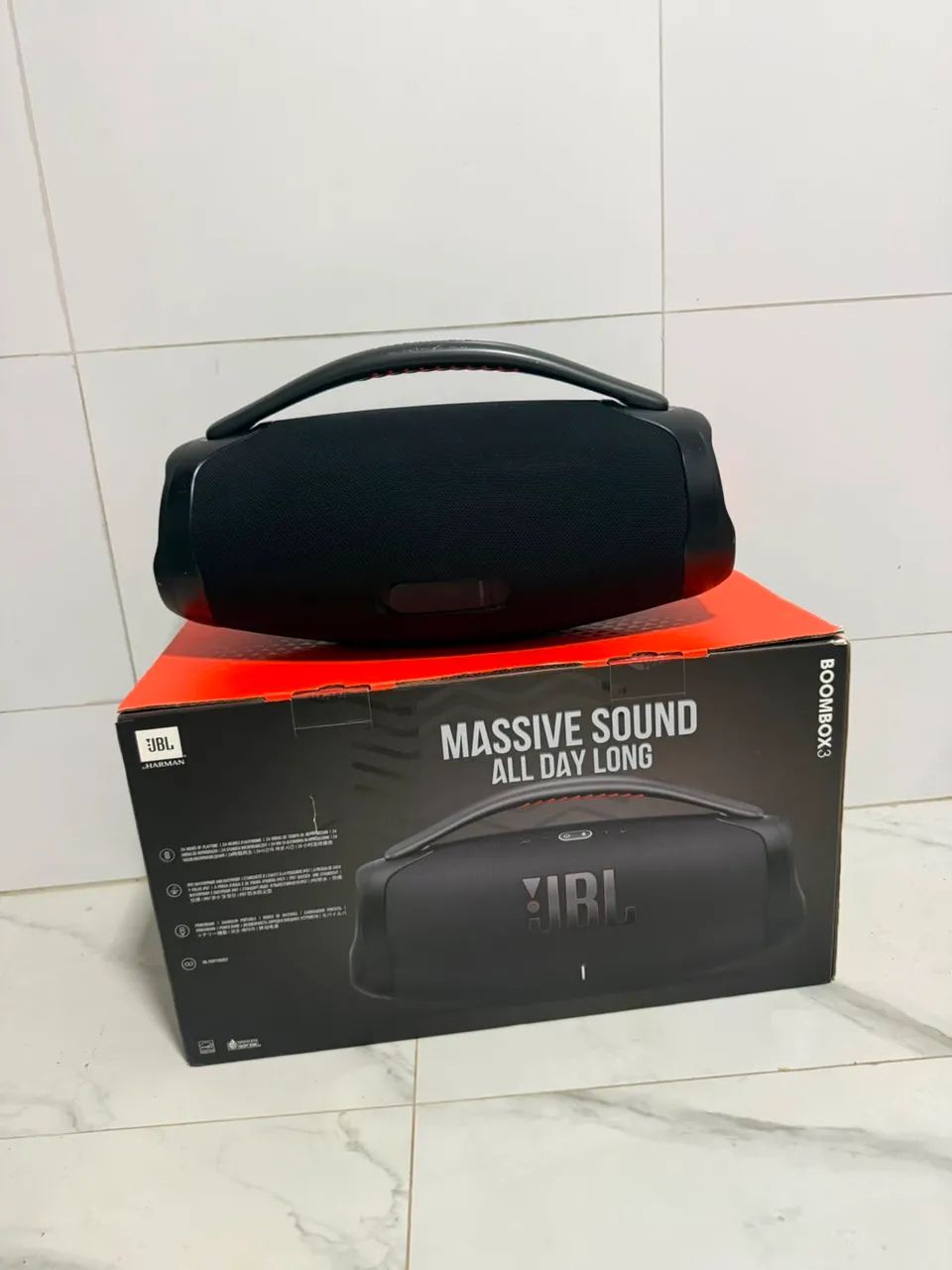 JBL boombox 3