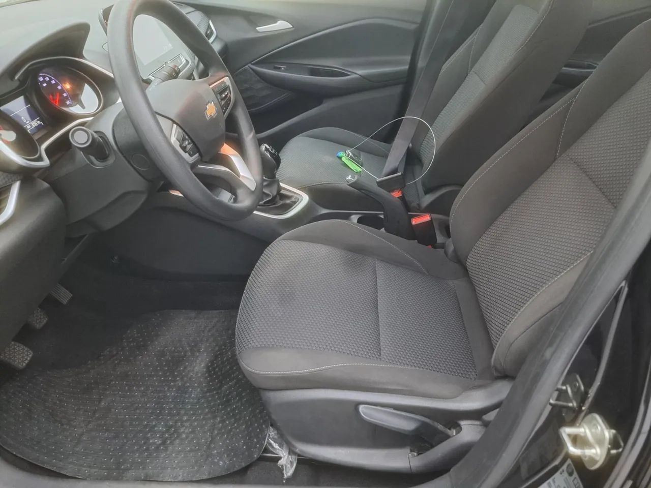 Chevrolet Onix Hatch LT 1.0 12V Flex Mec. 4P, foto 16 de 18