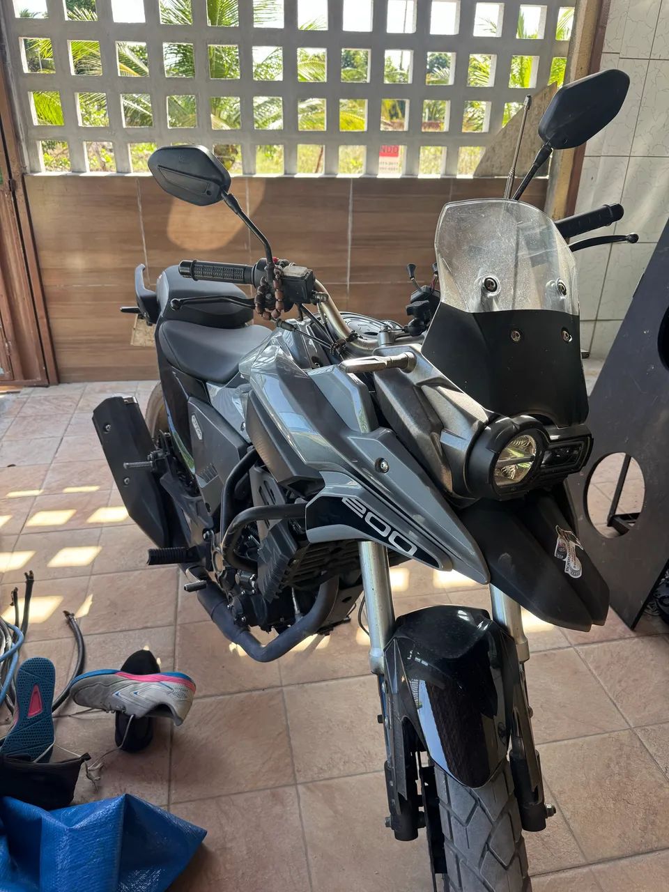 VENDO MOTO ACEITO SOM E CELULAR  - Foto 2