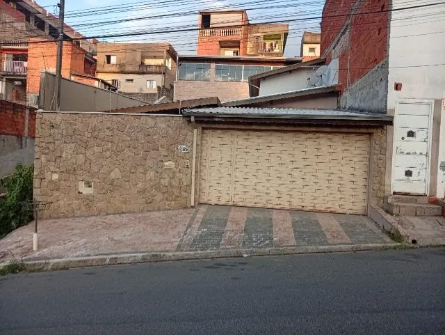 Excelente Casa, com ótima área de churrasqueira!