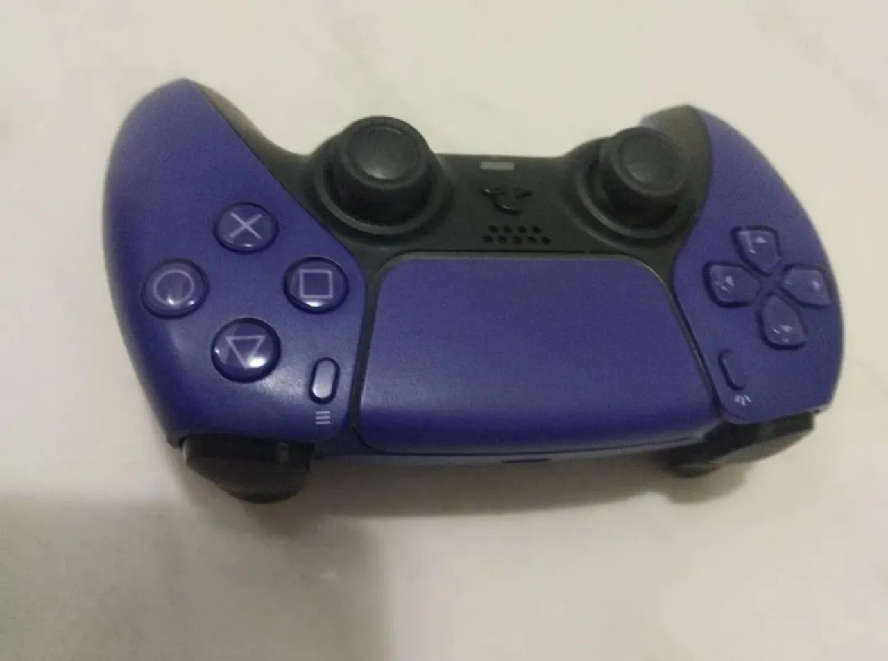 Vendo kit com 2 controles, cores branco e roxo, ambos funcionando, COM DRIFT - Foto 6