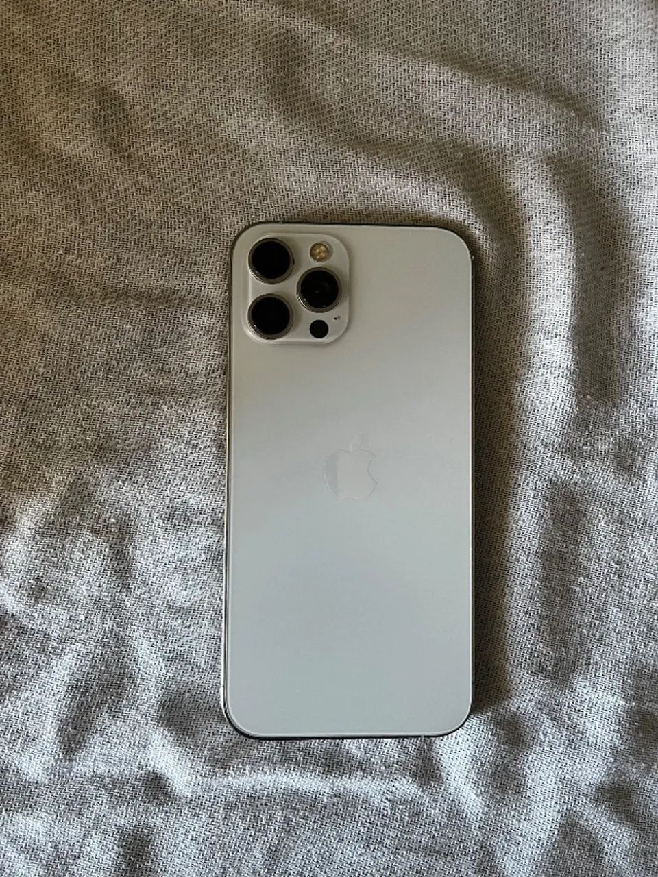 Iphone 12 pro max para retirada de peças  - Foto 2
