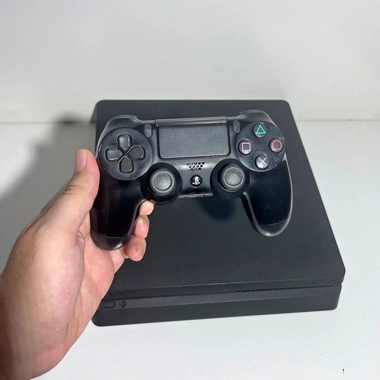 Ps4 Slim - 1 Tb - Foto 2