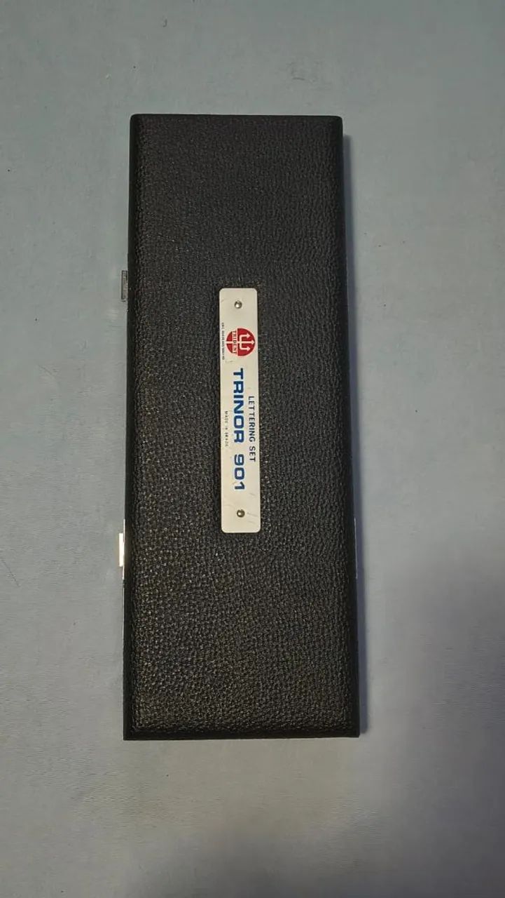 Estojo de normografo vintage Trinor 901