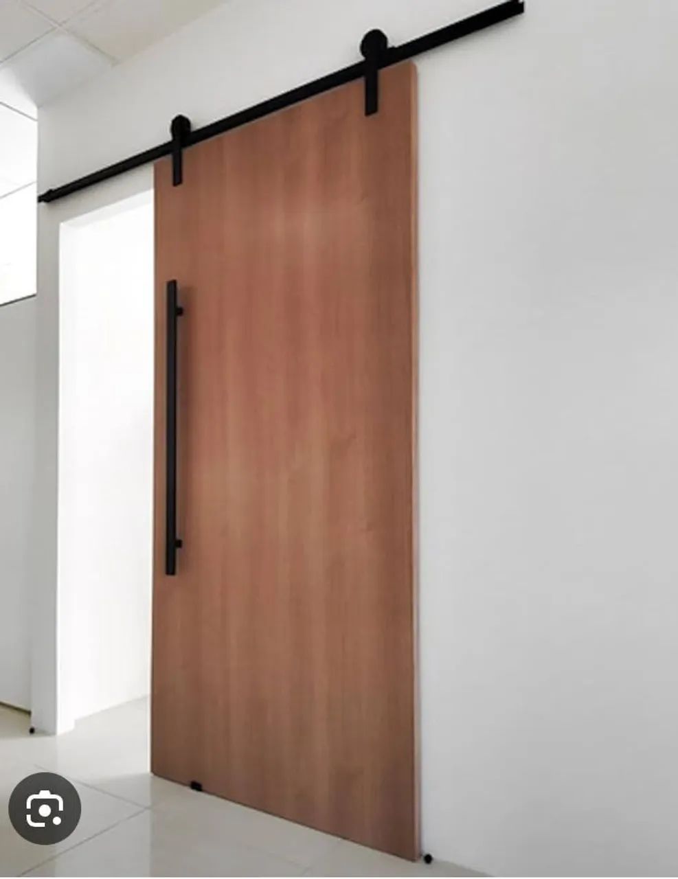 Transforme seu ambiente com portas de correr modernas e elegantes! ? - Foto 5