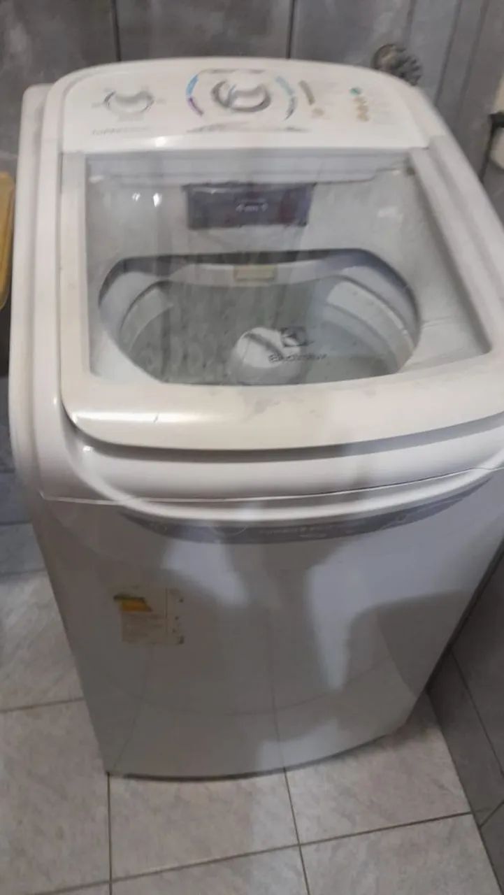 Vende-se máquina de lavar 