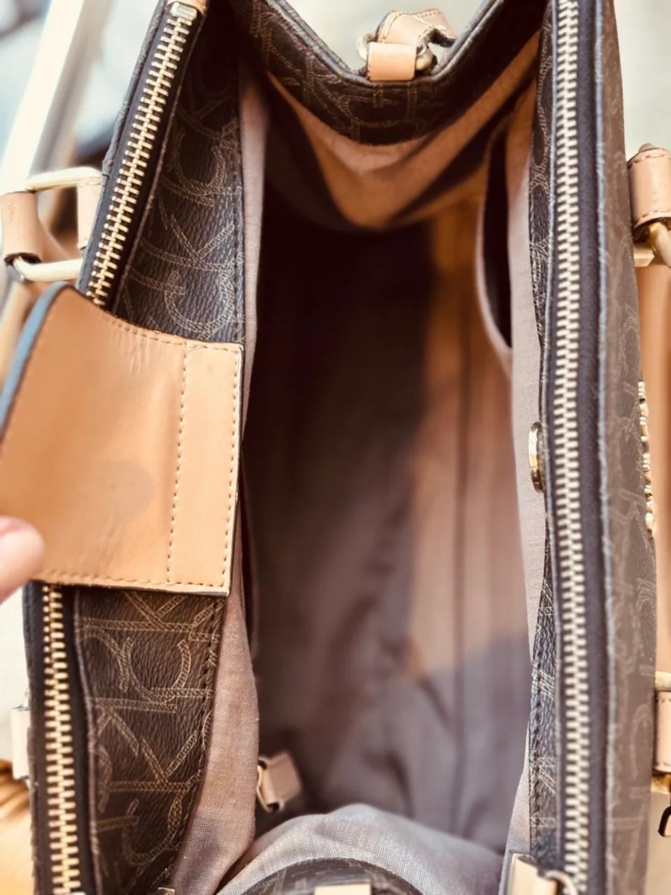 Bolsa Calvin Klein Logan LEGÍTIMA - Foto 5