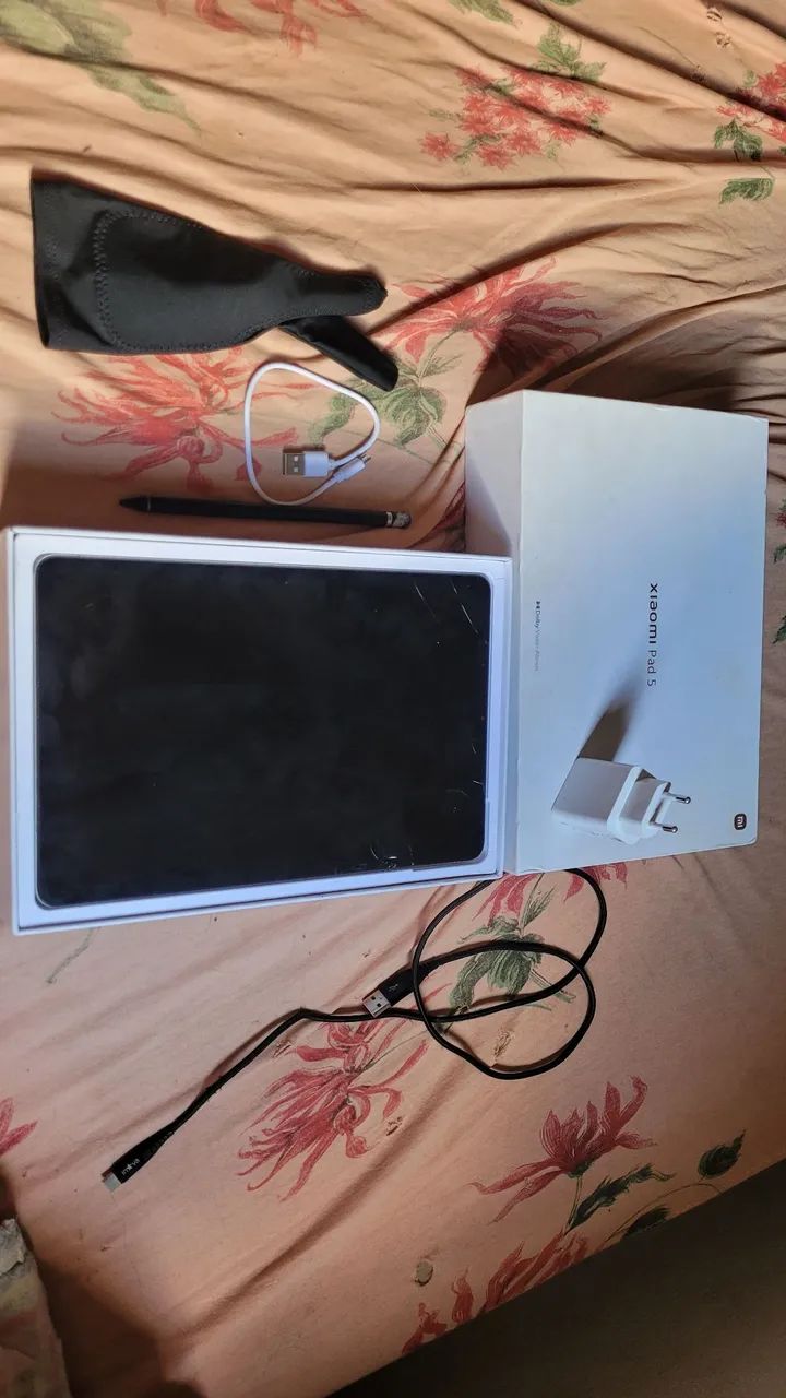 Xiaomi Pad 5 Pearl white 256gb (Leia a Descrição ) - Tablets e E
