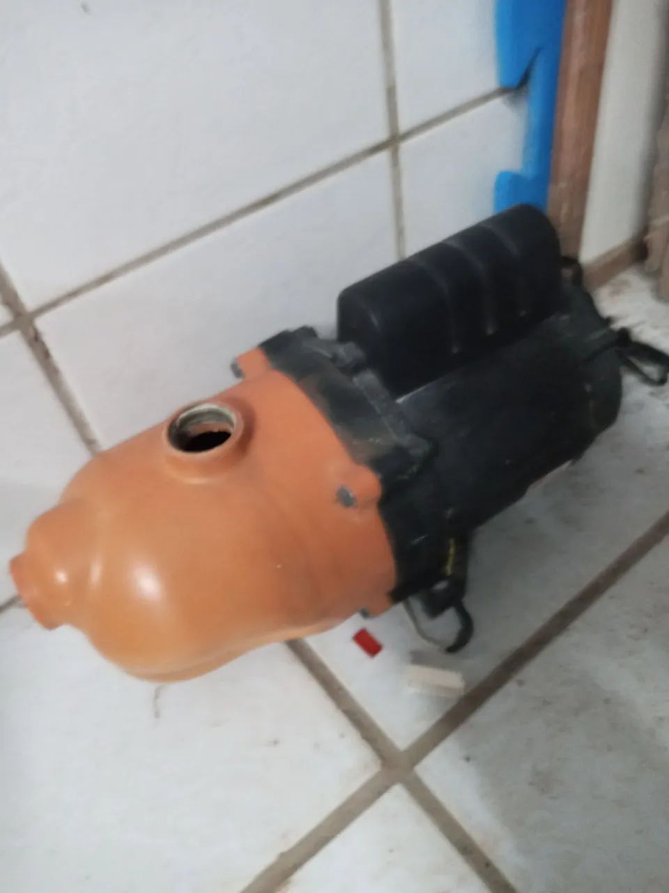 Vendo bomba de agua e tv de 21 polegadas LG - Foto 3
