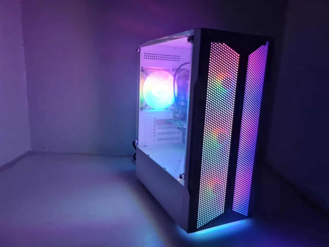 Gabinete Gamer AMD - Foto 2