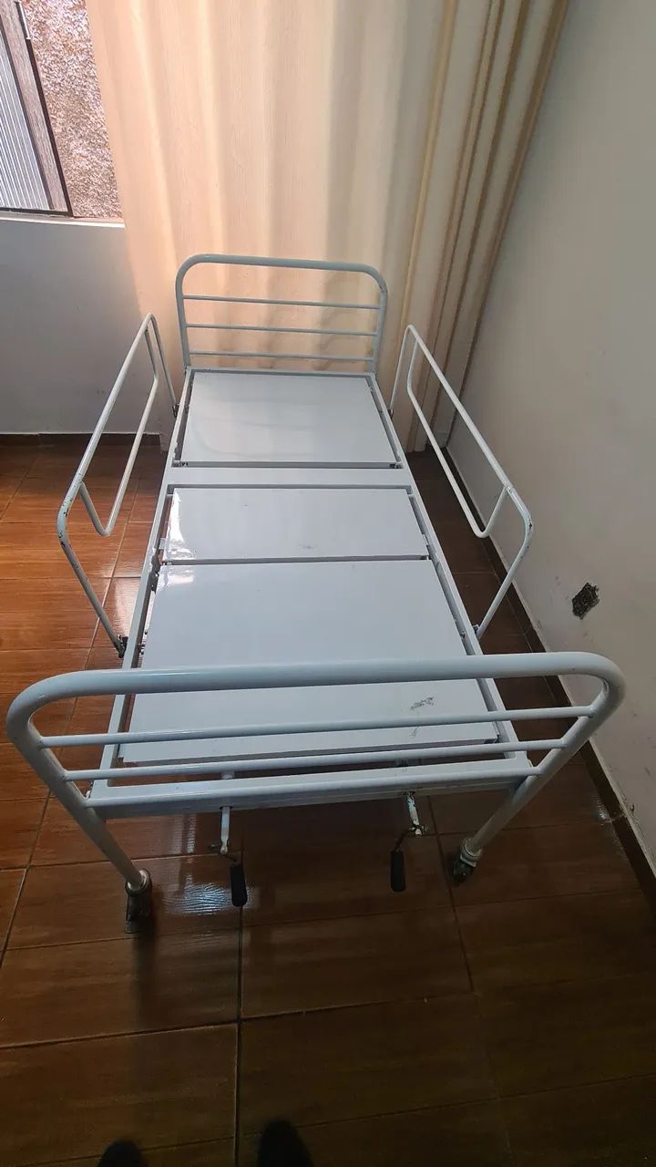 Cama Hospitalar + Colchão Anti Escaras - Foto 4