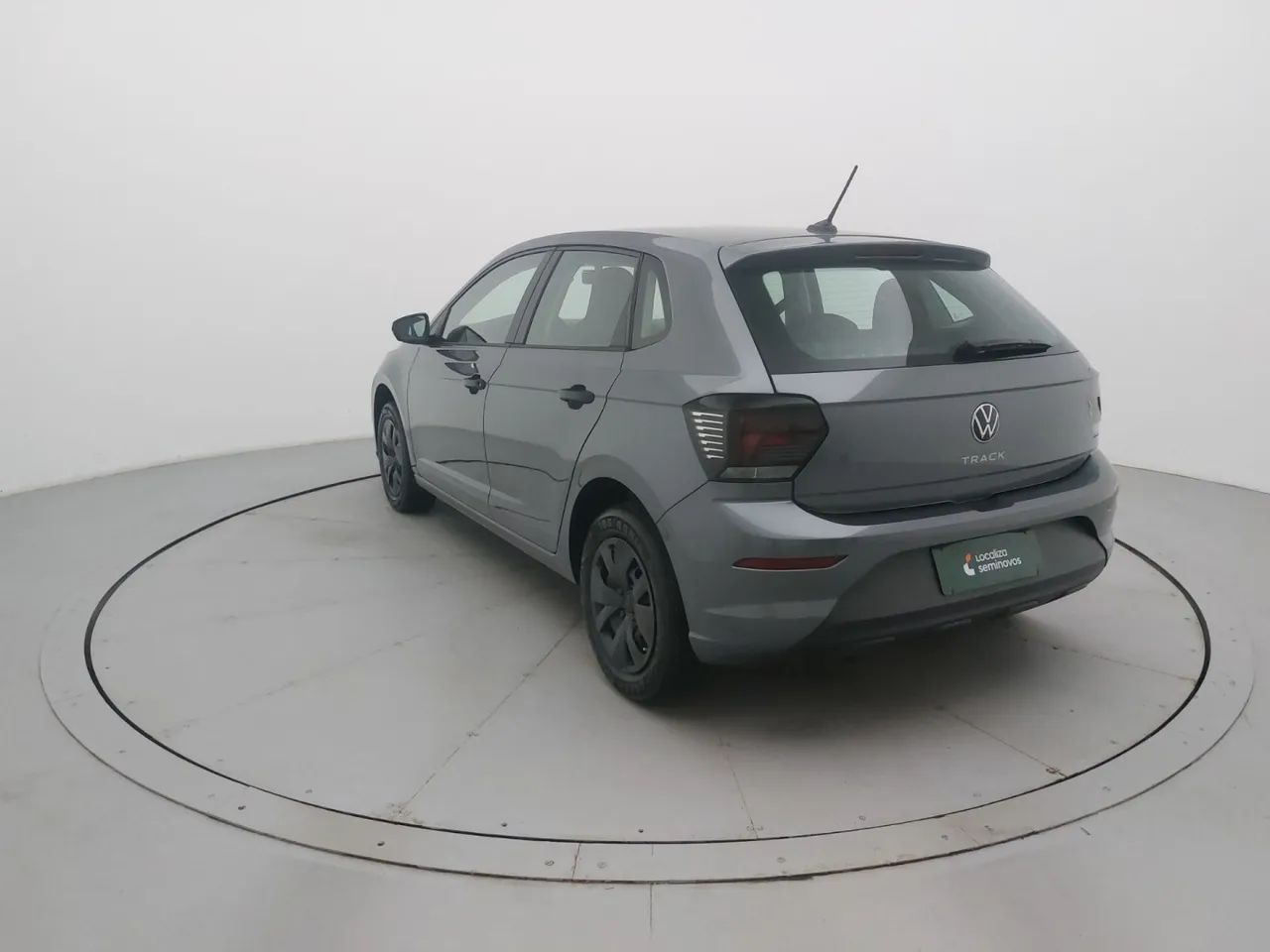 Volkswagen Polo Track 1.0 Flex 12V 5p, foto 3 de 18