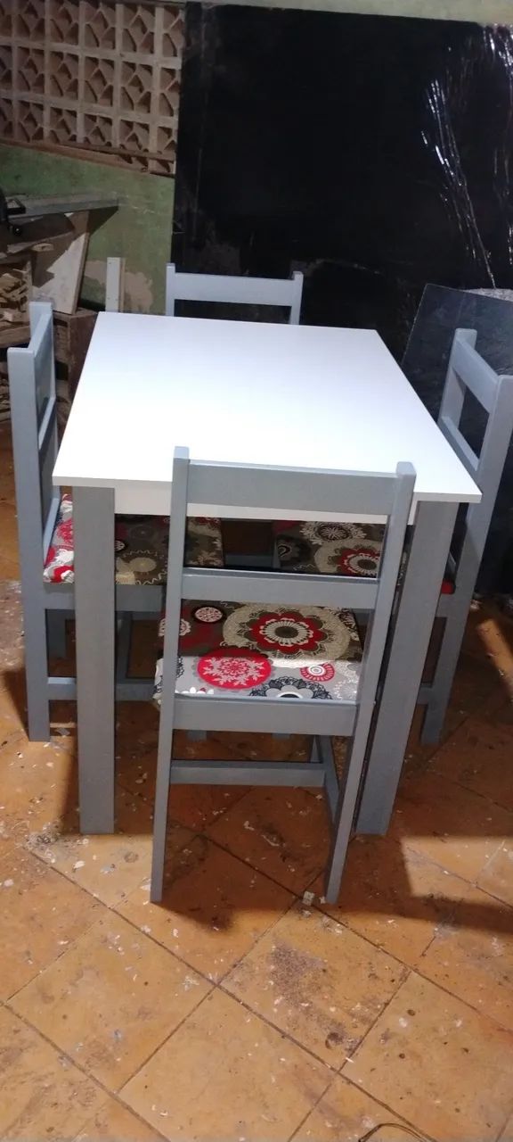 Mesa e cadeiras - Foto 2