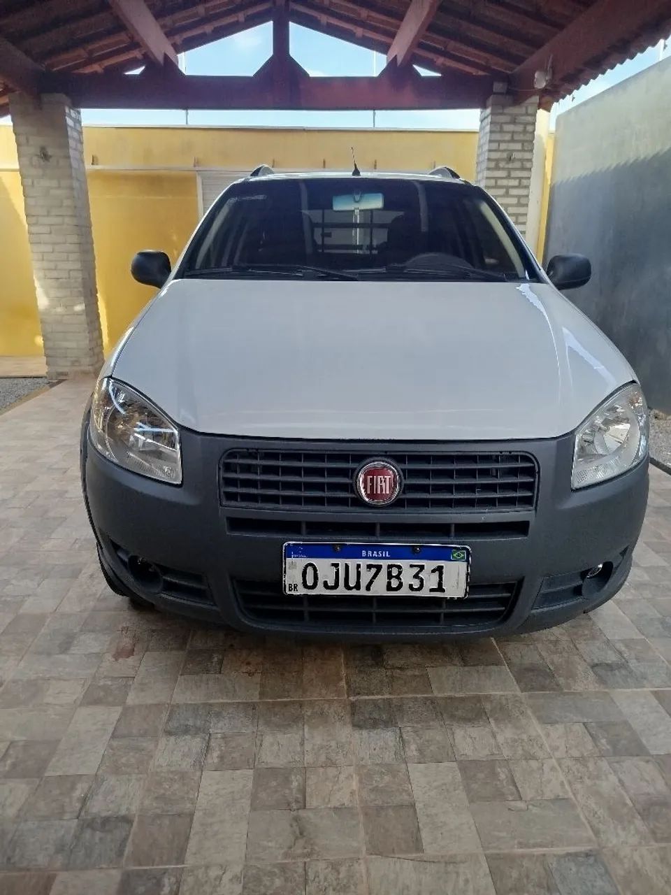 Fiat Strada 2013