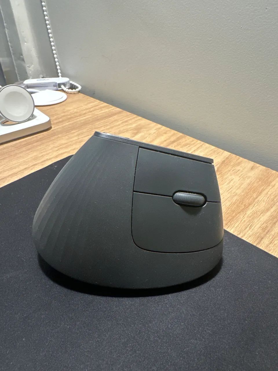 Mouse ergonômico sem fio Logitech MX Vertical EXCELENTE