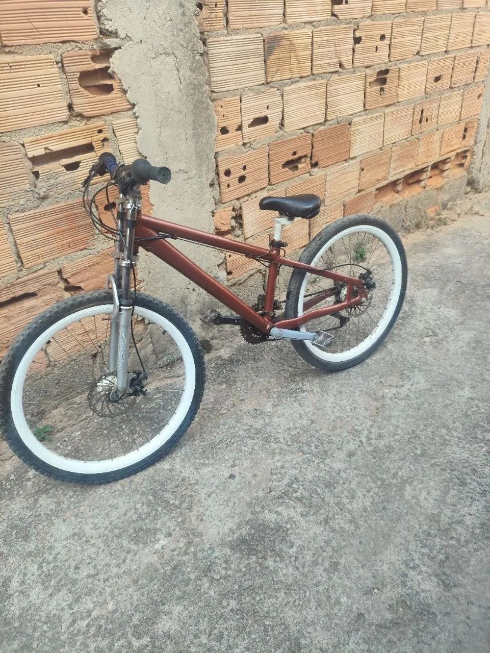 Bicicleta MTB Aro 26 com Freios a Disco // PRECO OTIMO CHAMA 