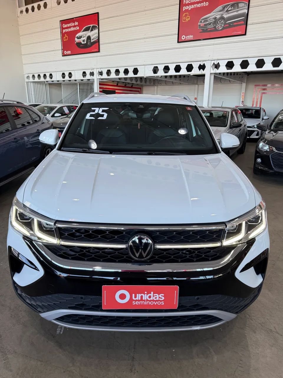 Volkswagen Taos 2025