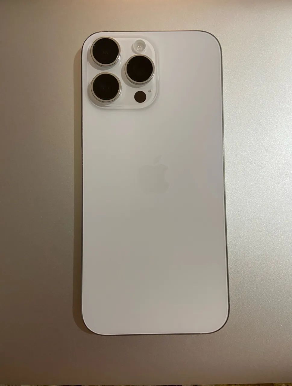 iPhone Titânio natural 16 pro Max 256gb  - Foto 2
