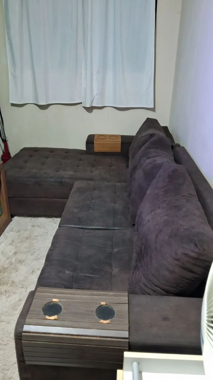 Sofá de Suede com chaise do lado direito - Foto 3