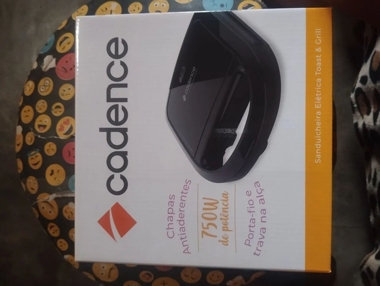 Vendo sanduícheira Nova!