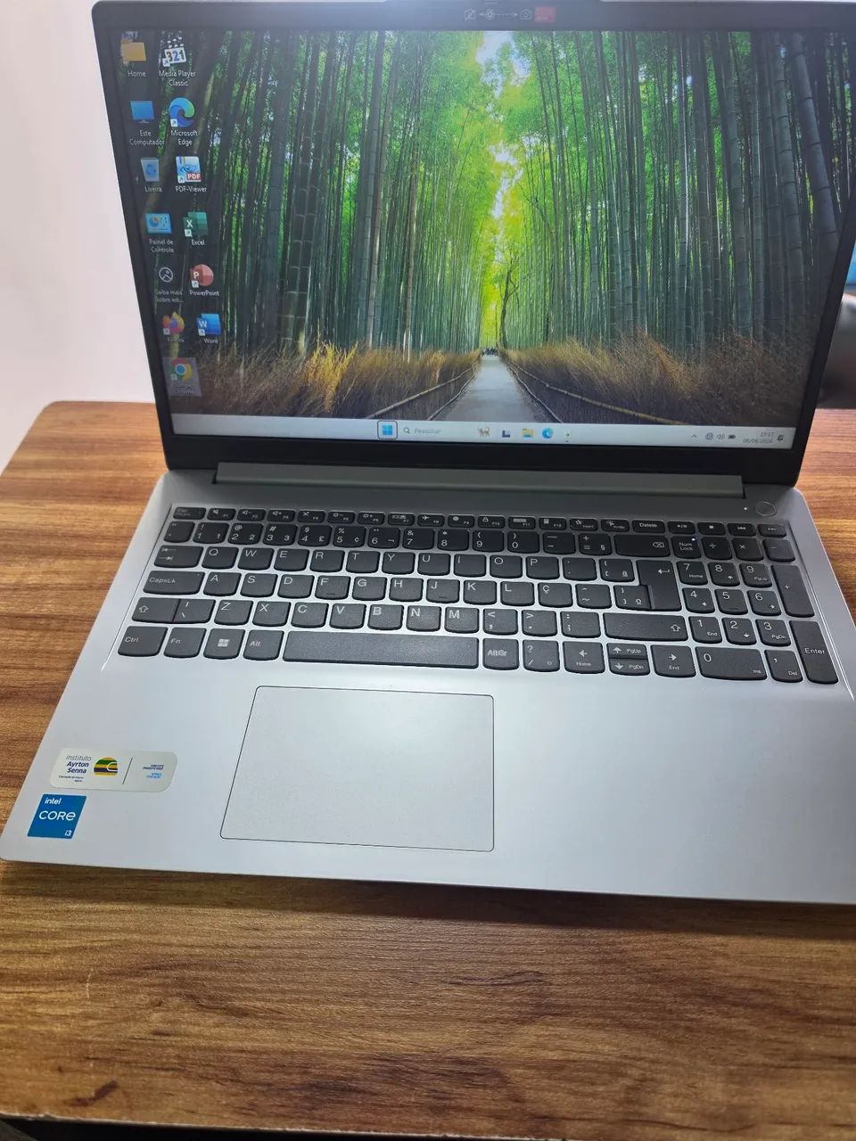 Notebook lenovo i3 12° 8gb m.2 de 256gb