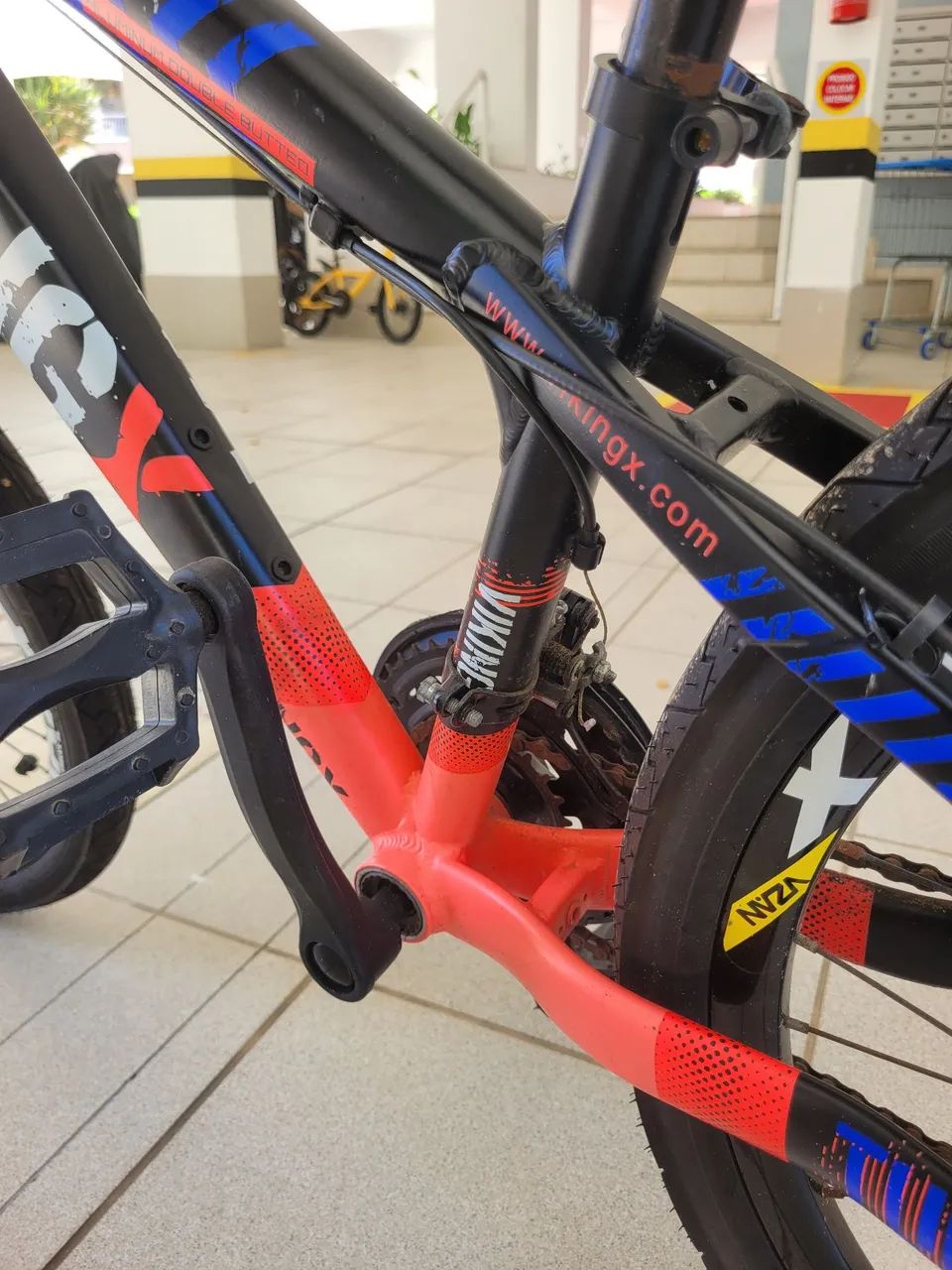 Bicicleta Viking aro 26 semi-nova  - Foto 4