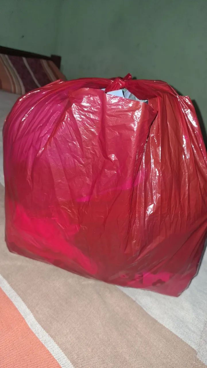 Vendo saco de roupas 