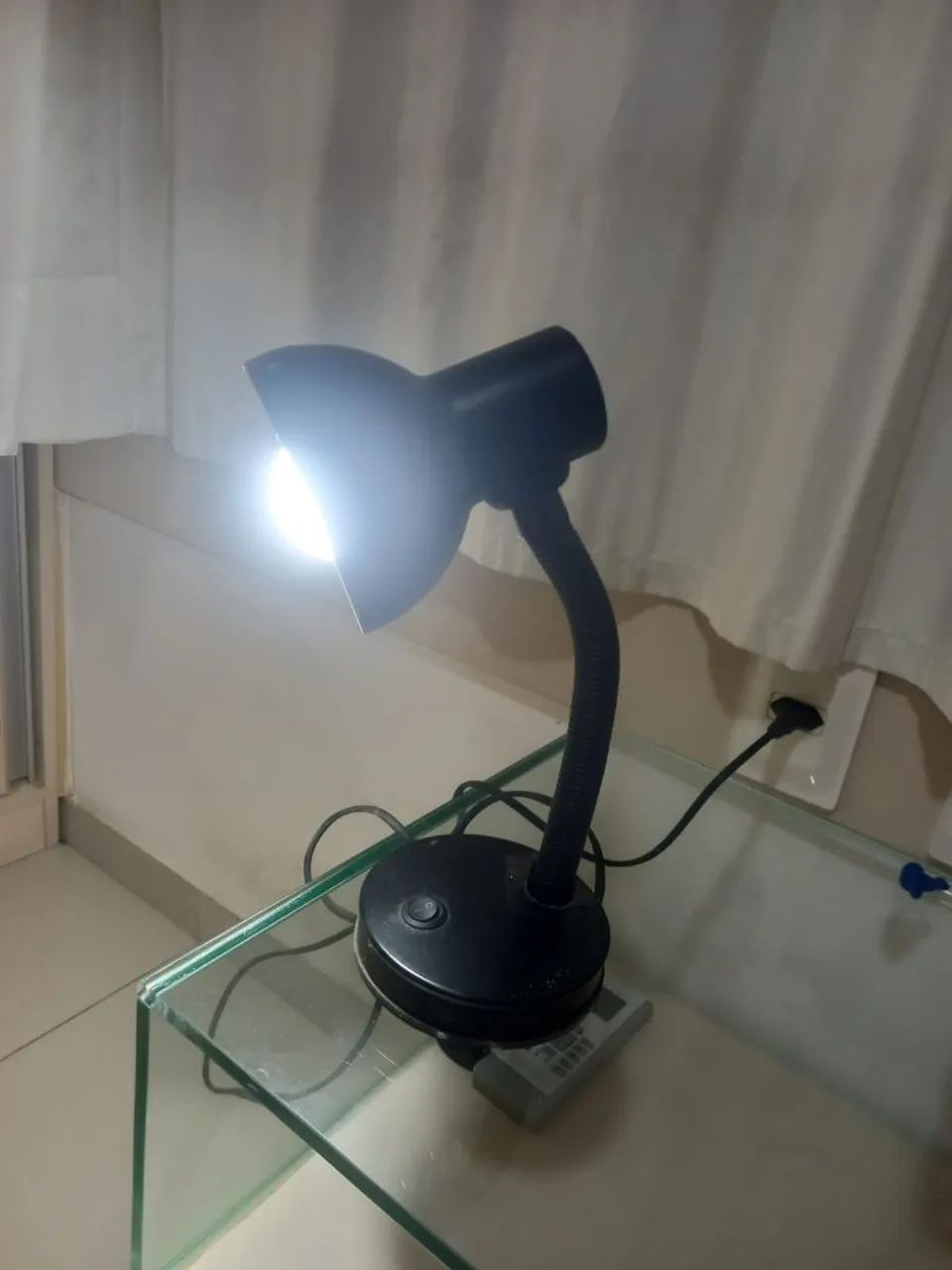 Luminária de Mesa Maleável 