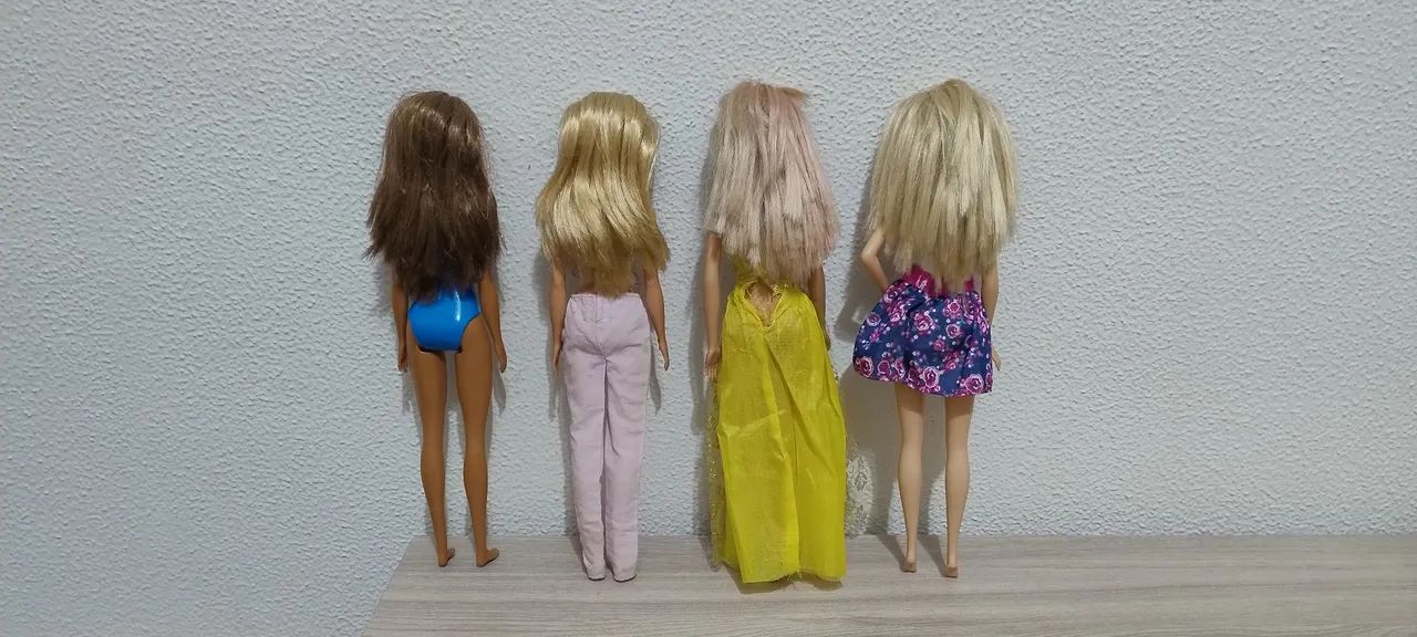 Lote 4 Barbies originais - Mattel - Foto 2
