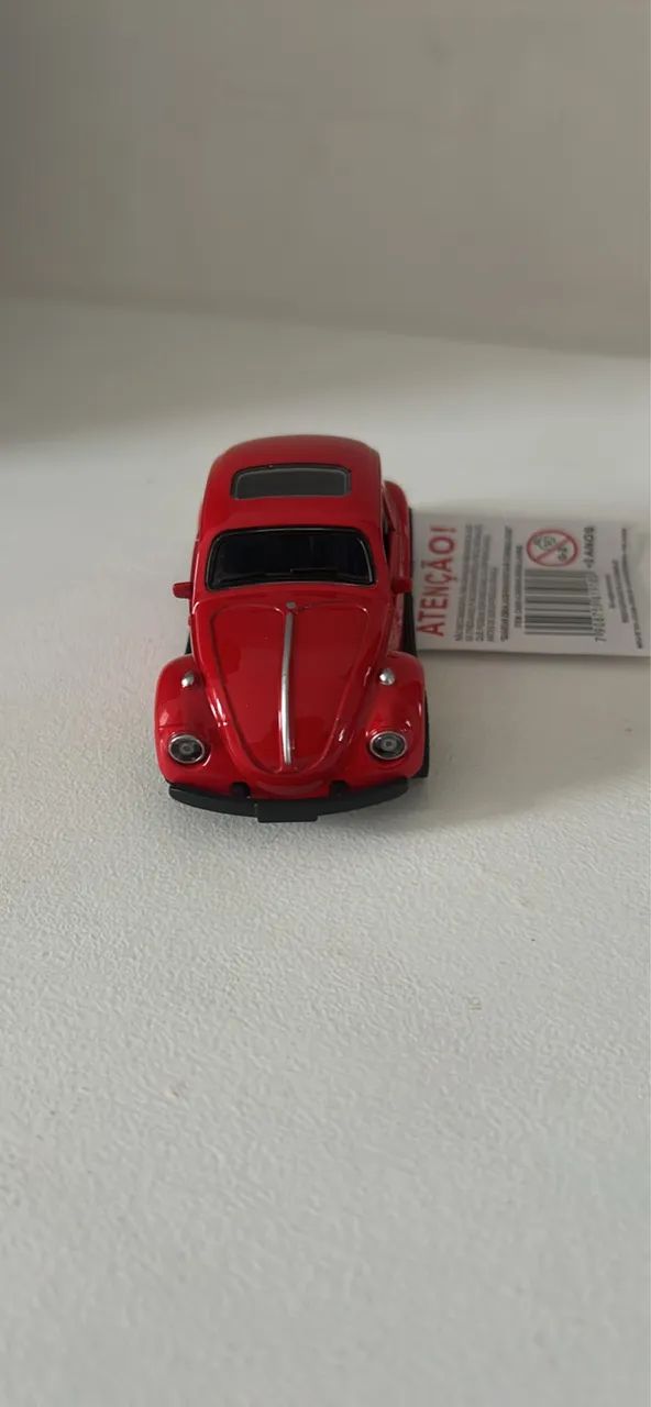 Fusca vermelho miniatura 