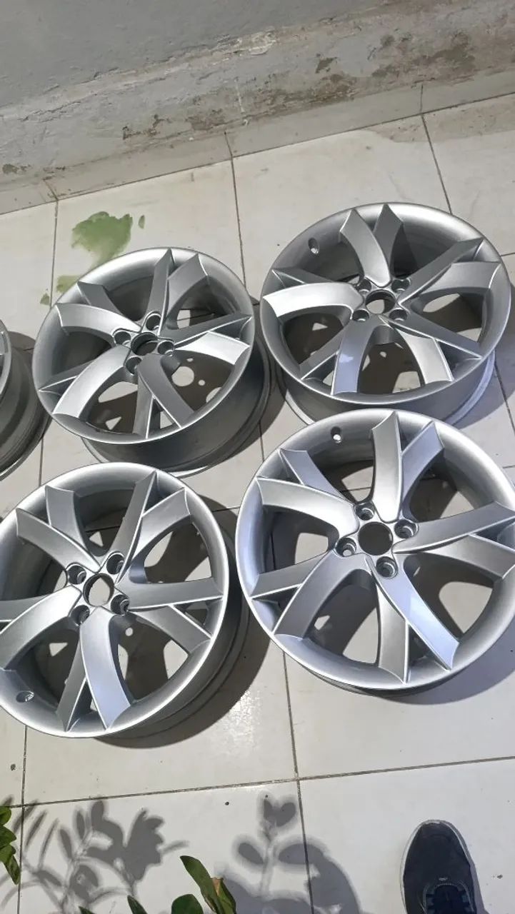 RODA ARO 17 FURAÇÃO 4X 100 PARA VENDER HOJE RODAS SEMINOVAS  - Foto 2