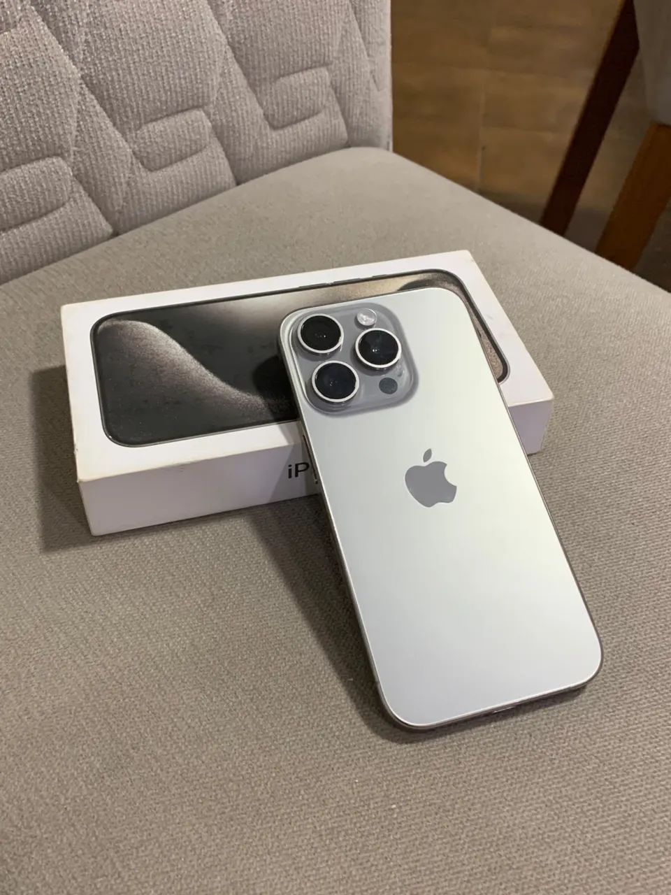 Iphone 15 pro  - Foto 4