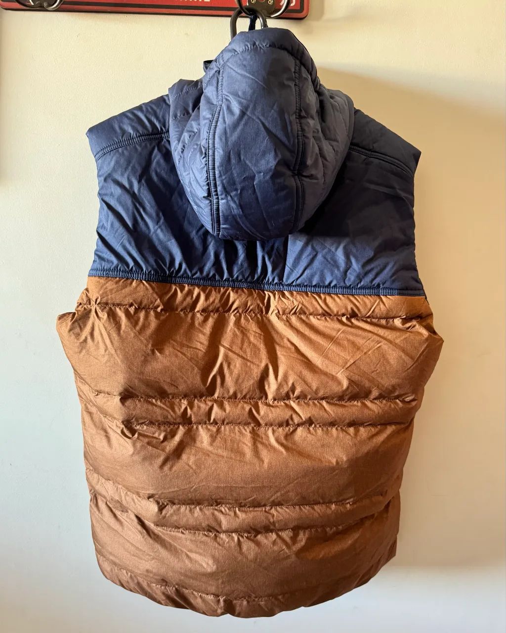 Colete Acolchoado Quechua (Decathlon) - Azul e Marrom - Foto 4